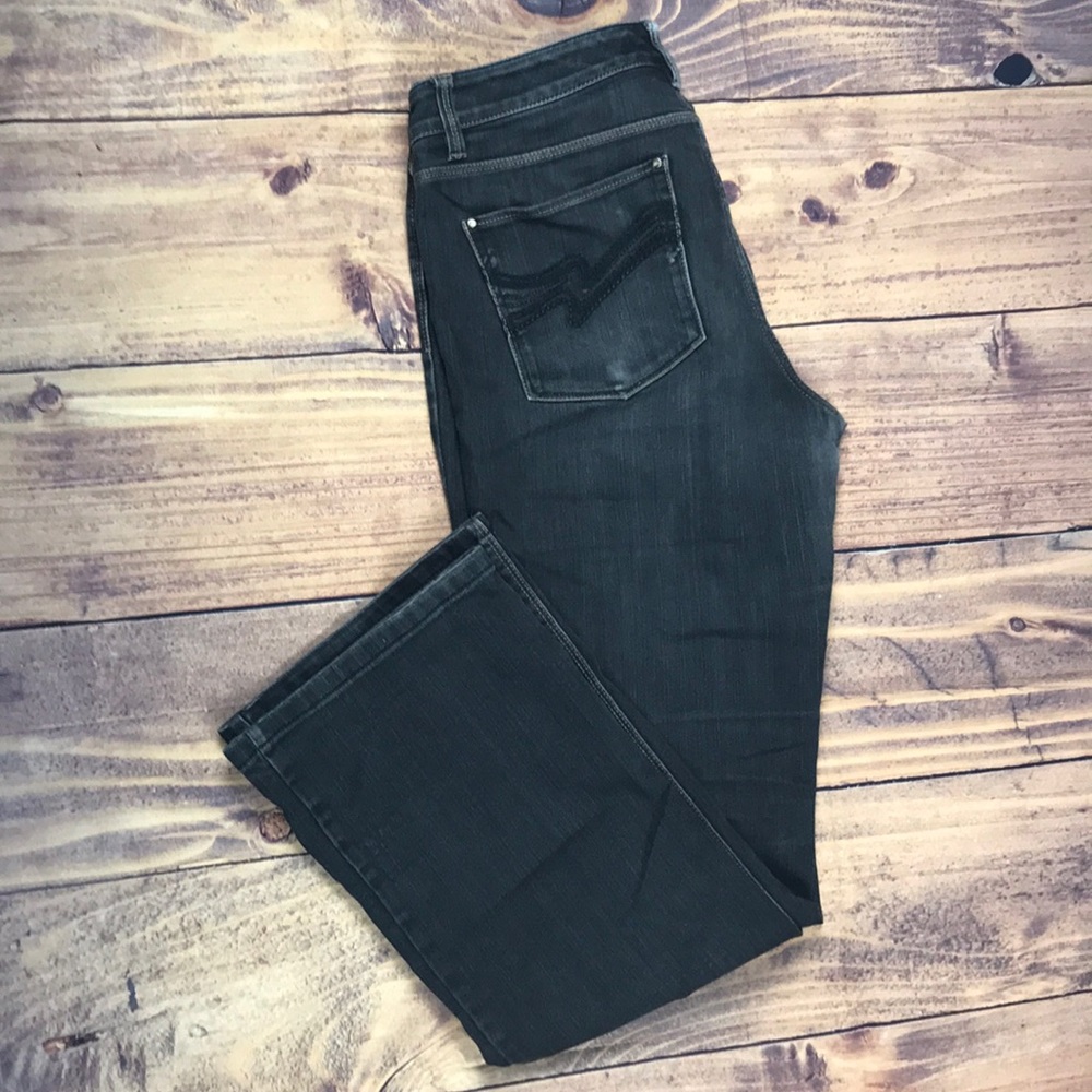 (D)Black gray jeans White House black market